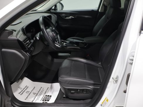 Used 2024 Buick Envision Preferred AWD/4WD image 10