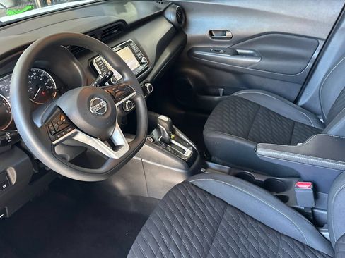Used 2021 Nissan Kicks S FWD image 10