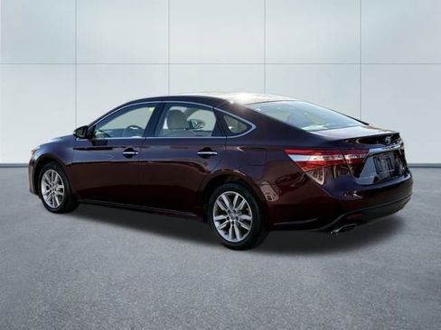 Used 2013 Toyota Avalon XLE image 8