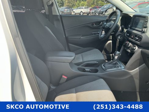 Used 2021 Hyundai Kona SE AWD/4WD image 13