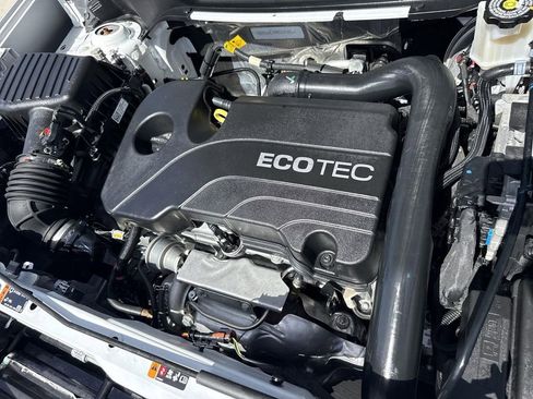 Used 2022 Chevrolet Equinox LS image 27