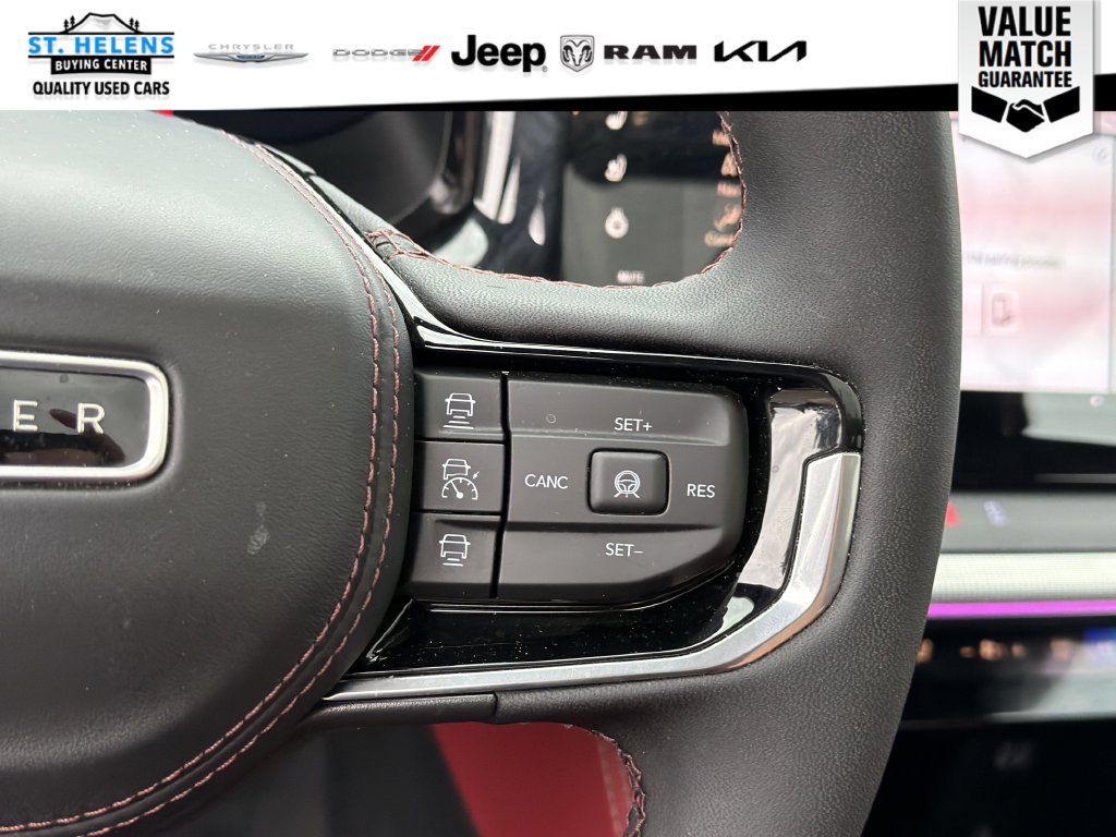 Used 2024 Jeep Wagoneer Limited AWD/4WD image 20