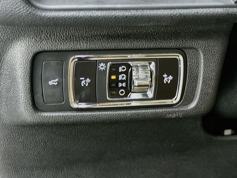 Used 2022 Lincoln Corsair Reserve w/ Elements Package AWD/4WD image 17