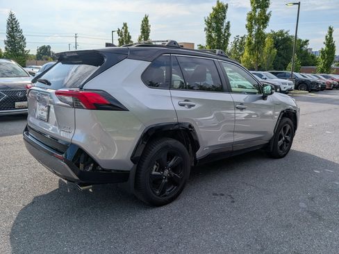 Used 2020 Toyota RAV4 XSE w/ XSE Grade Weather Package AWD/4WD image 3