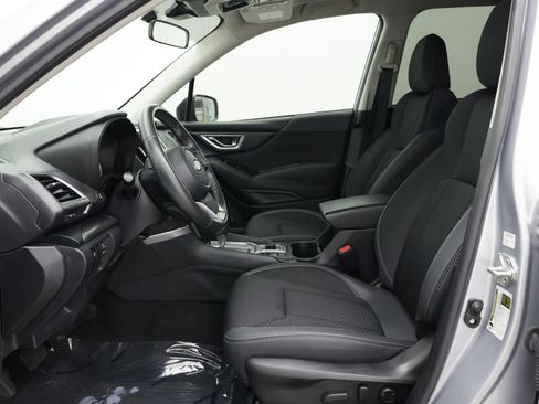 Used 2023 Subaru Forester Premium AWD/4WD image 16