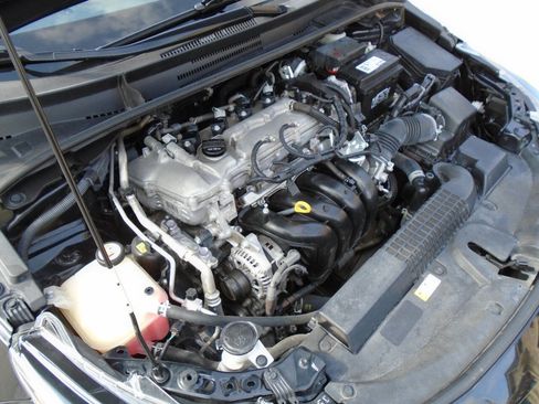 Used 2020 Toyota Corolla LE image 18