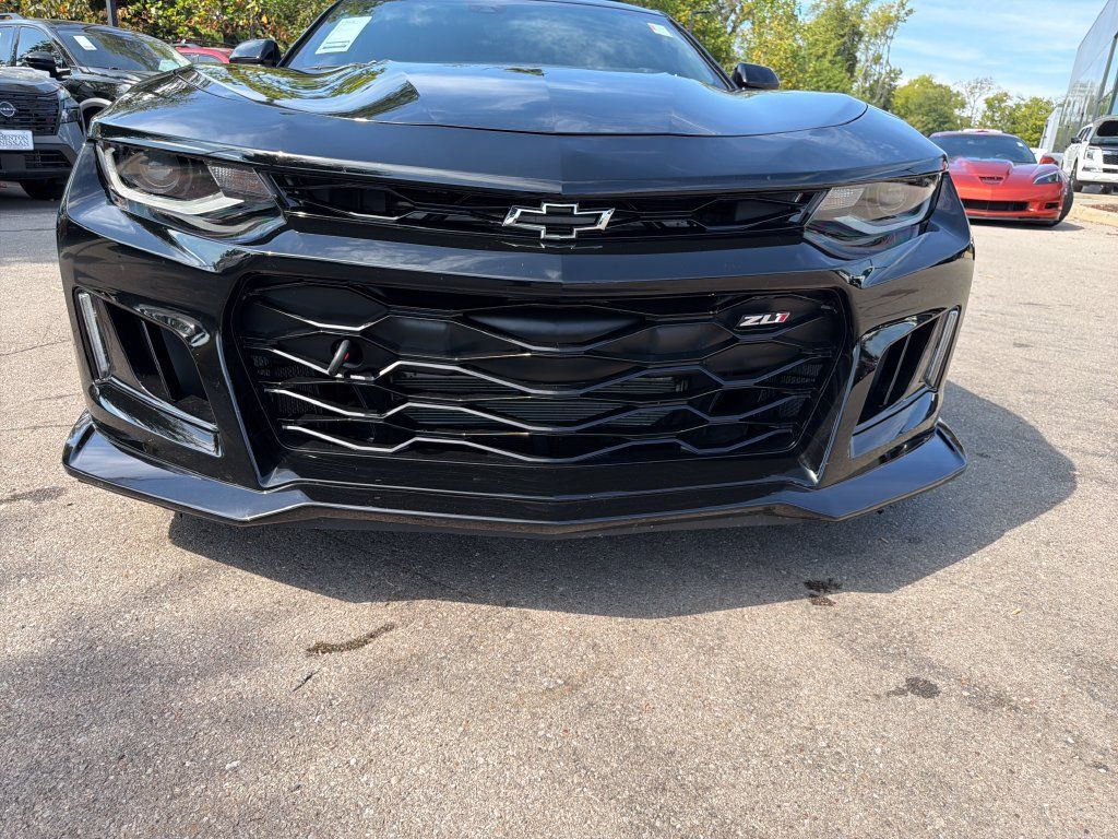 Used 2022 Chevrolet Camaro ZL1 RWD image 48
