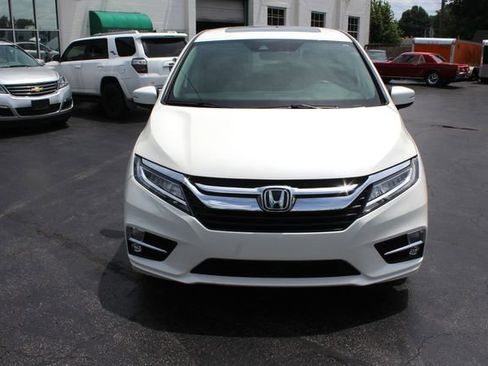 Used 2018 Honda Odyssey Touring image 14