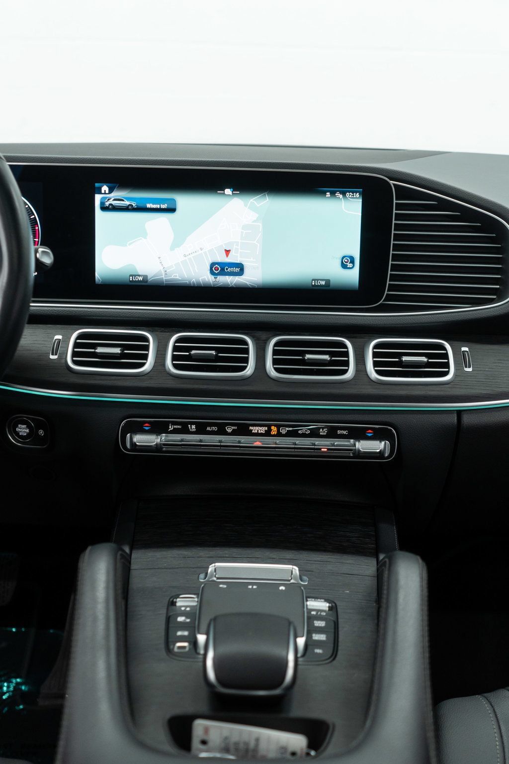 Used 2025 Mercedes-Benz GLE 350 4MATIC image 22
