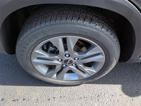 Used 2023 Kia Seltos S image 8