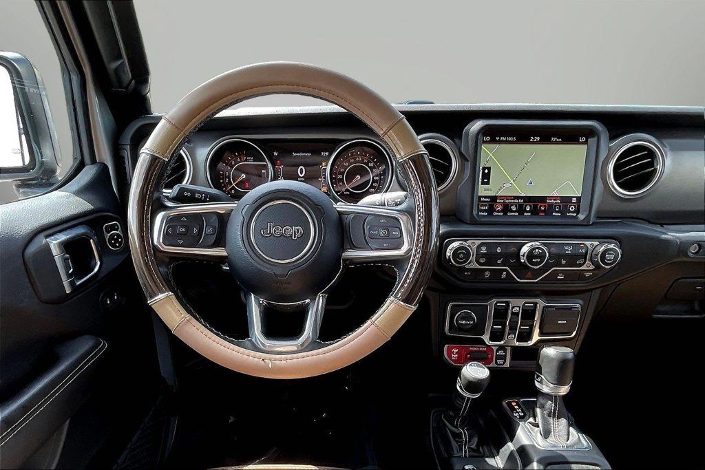 Used 2023 Jeep Gladiator Rubicon w/ Cold Weather Group AWD/4WD image 9