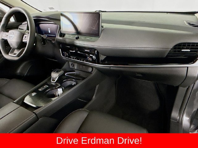 Used 2025 Nissan Rogue SL FWD image 26