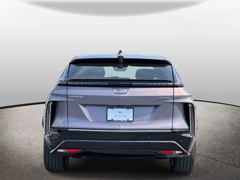 Certified 2024 Cadillac Lyriq Luxury AWD/4WD image 24