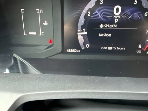 Used 2025 Toyota Tacoma SR5 AWD/4WD image 24