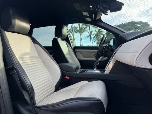 Used 2021 Land Rover Discovery Sport S R-Dynamic image 9