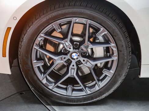 Used 2026 BMW 330i Sedan w/ Premium Package RWD image 10
