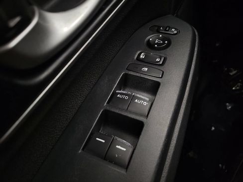 Used 2022 Honda CR-V EX image 15