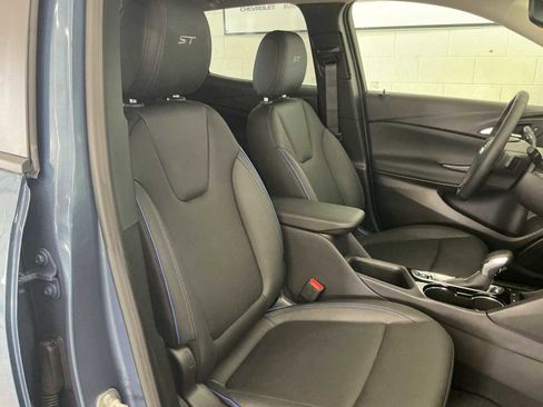 Used 2026 Buick Encore GX Sport Touring w/ Advanced Technology Package image 27