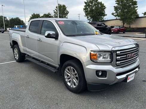 Used 2016 GMC Canyon SLT w/ Driver Alert Package AWD/4WD image 3