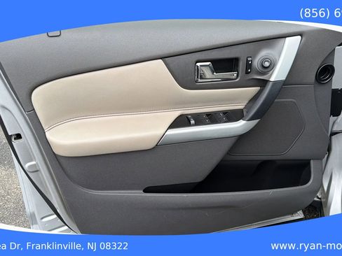 Used 2013 Ford Edge SE image 17