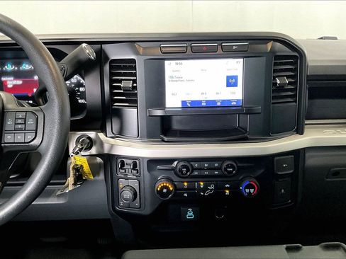 Used 2024 Ford F350 XL w/ XL Chrome Package AWD/4WD image 5