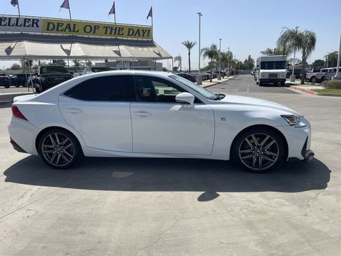 Used 2017 Lexus IS 200t RWD image 9