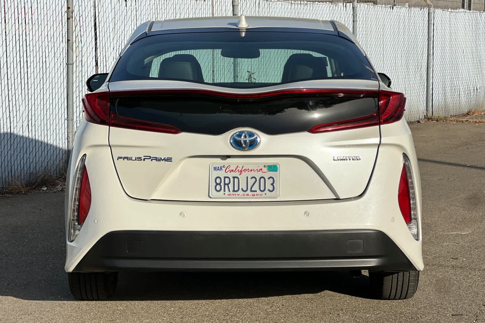 Used 2020 Toyota Prius Prime Limited w/ Carpet Mat Package FWD image 4
