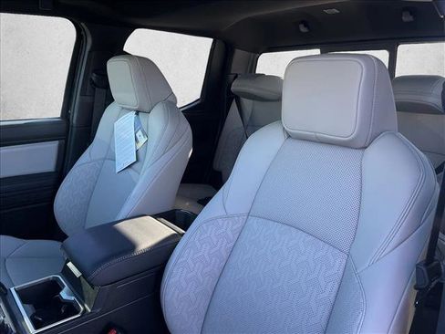 New 2025 Toyota Tacoma Limited image 15
