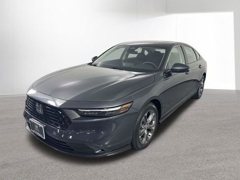 Used 2023 Honda Accord EX image 26