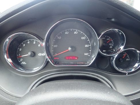 Used 2006 Pontiac G6 GT w/ Premium Value Package 2 image 5