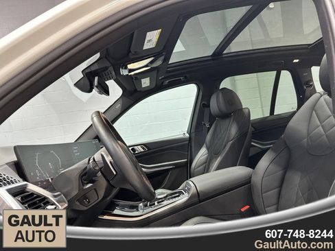 Used 2026 BMW X5 xDrive40i w/ M Sport Package AWD/4WD image 13
