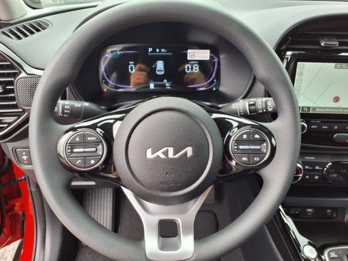 New 2025 Kia Soul S image 19