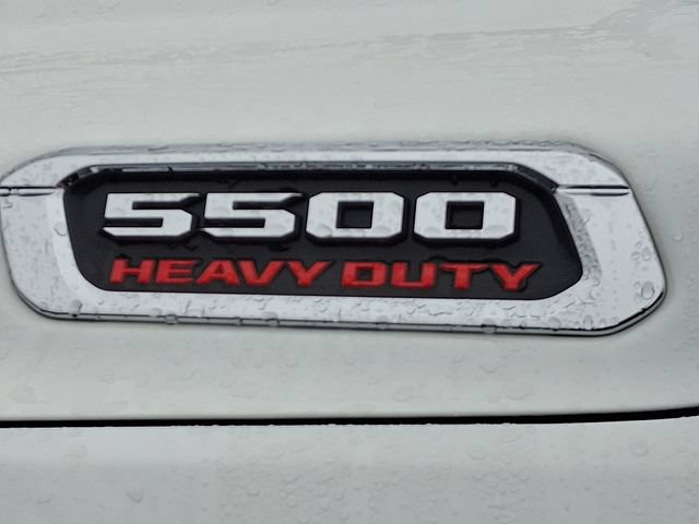 Used 2025 RAM 5500 Tradesman w/ Chrome Appearance Group AWD/4WD image 30