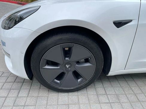 Used 2022 Tesla Model 3 RWD image 50