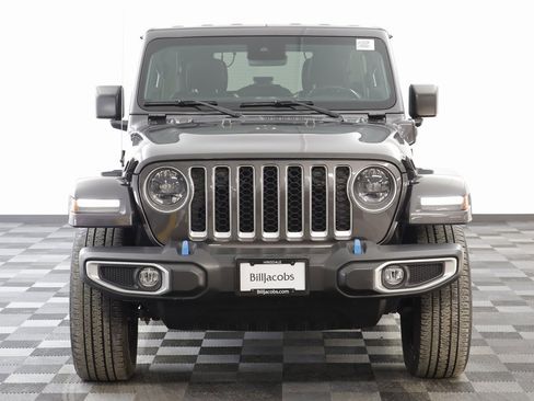 Used 2023 Jeep Wrangler Unlimited Sahara w/ Dual Top Group image 26