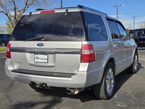 Used 2015 Ford Expedition Limited image 3