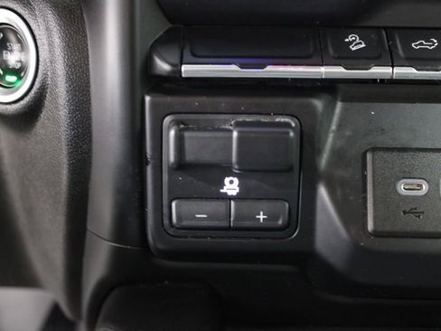 Used 2022 GMC Sierra 2500 AT4 image 48