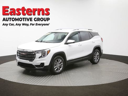 Used 2024 GMC Terrain SLT image 57