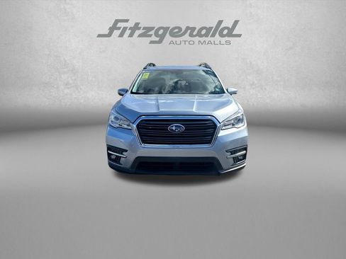 Used 2022 Subaru Ascent Limited w/ Technology Package AWD/4WD image 3