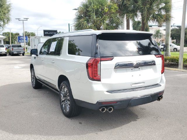 Certified 2023 GMC Yukon XL Denali Ultimate AWD/4WD image 3