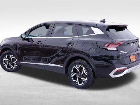 Certified 2023 Kia Sportage LX image 9