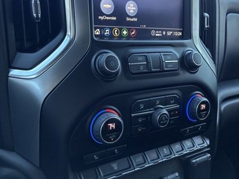 Used 2022 Chevrolet Silverado 3500 LTZ w/ Gooseneck/5TH Wheel Package image 12