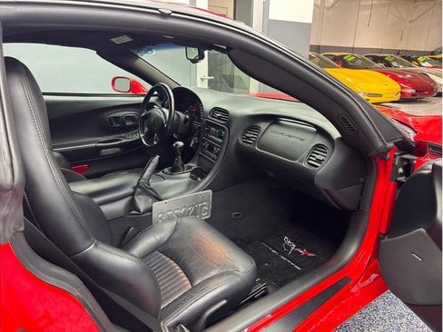 Used 2003 Chevrolet Corvette Z06 w/ Memory Package, 3 Drivers image 21