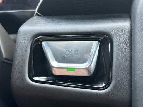Used 2025 GMC Yukon AT4 Ultimate w/ LPO, Floor Liner Package AWD/4WD image 28