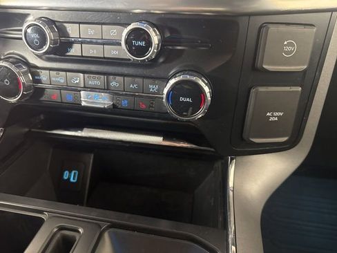Used 2023 Ford F150 Lariat w/ Trailer Tow Package AWD/4WD image 17