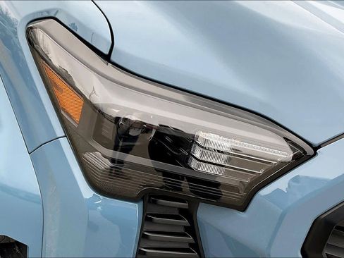 Used 2026 Toyota Tacoma TRD Sport image 25