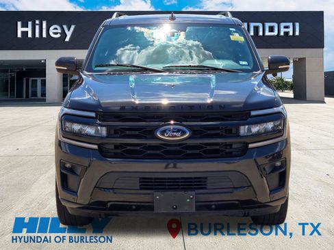 Used 2023 Ford Expedition Limited RWD image 7