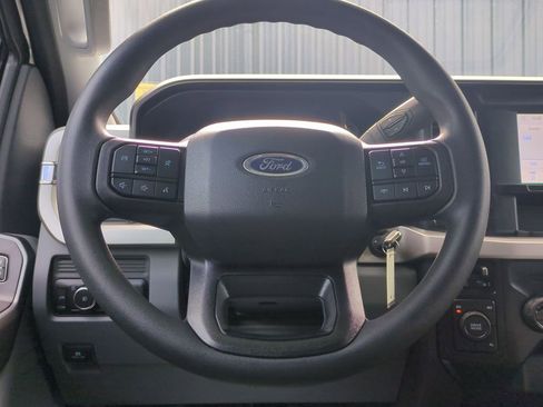 Used 2025 Ford F250 XLT image 21