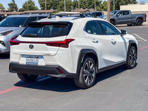 Used 2025 Lexus UX 300h FWD w/ Accessory Package (Z2) image 4