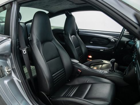 Used 2003 Porsche 911 GT3 RS image 13